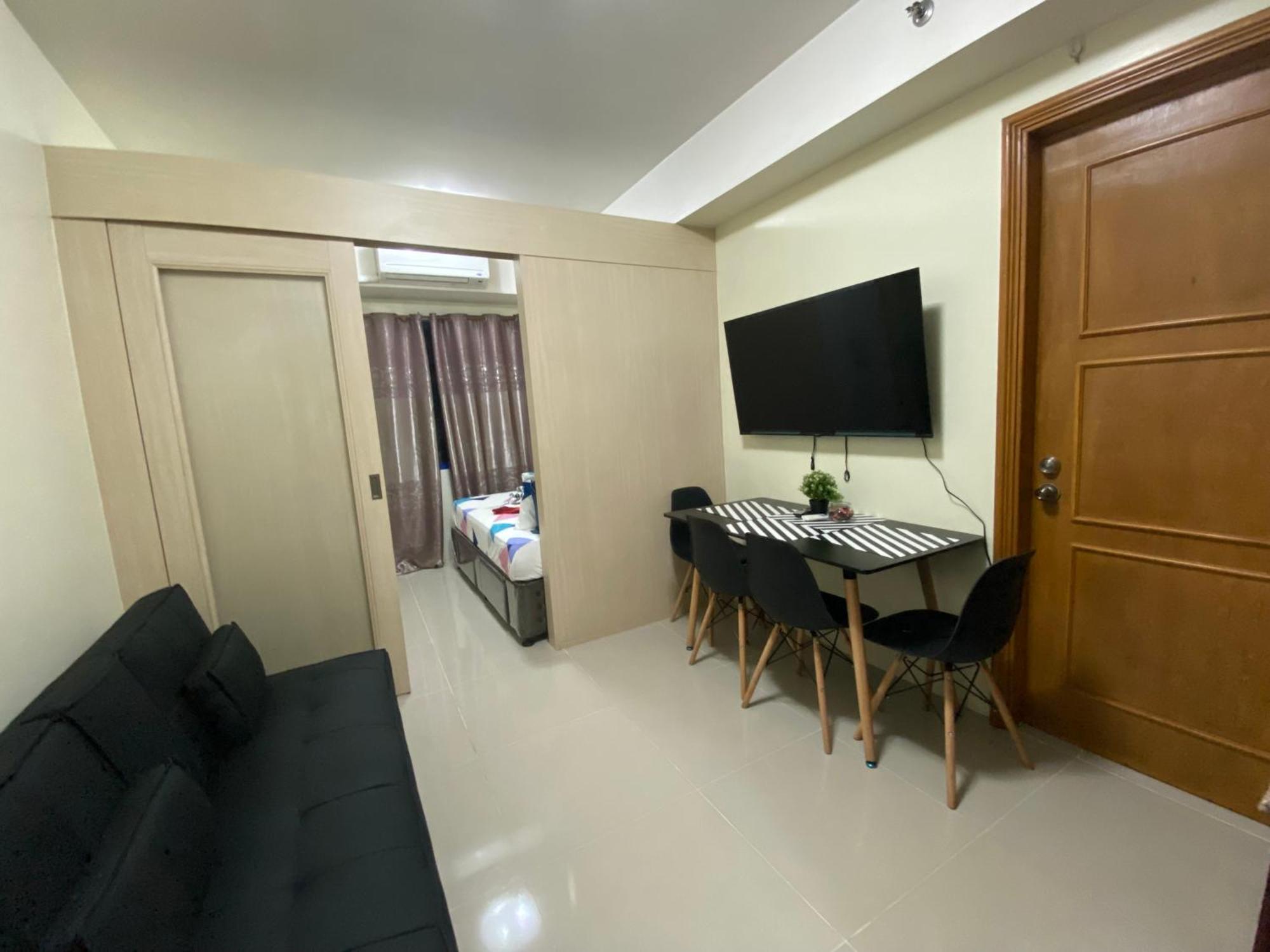 Sea Residences Moa Complex - Ruffa'S Condotel Manila Exterior photo