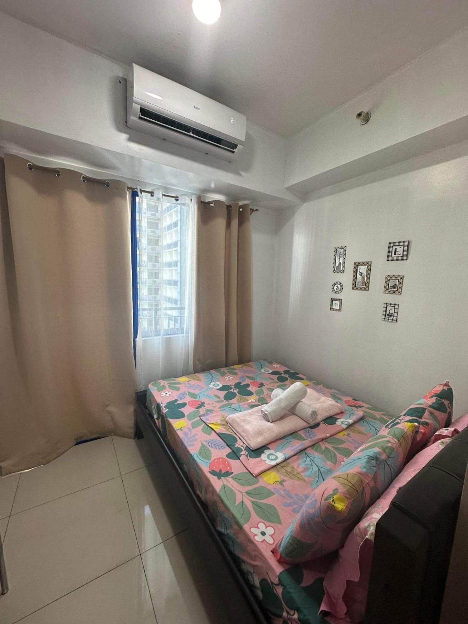 Sea Residences Moa Complex - Ruffa'S Condotel Manila Exterior photo