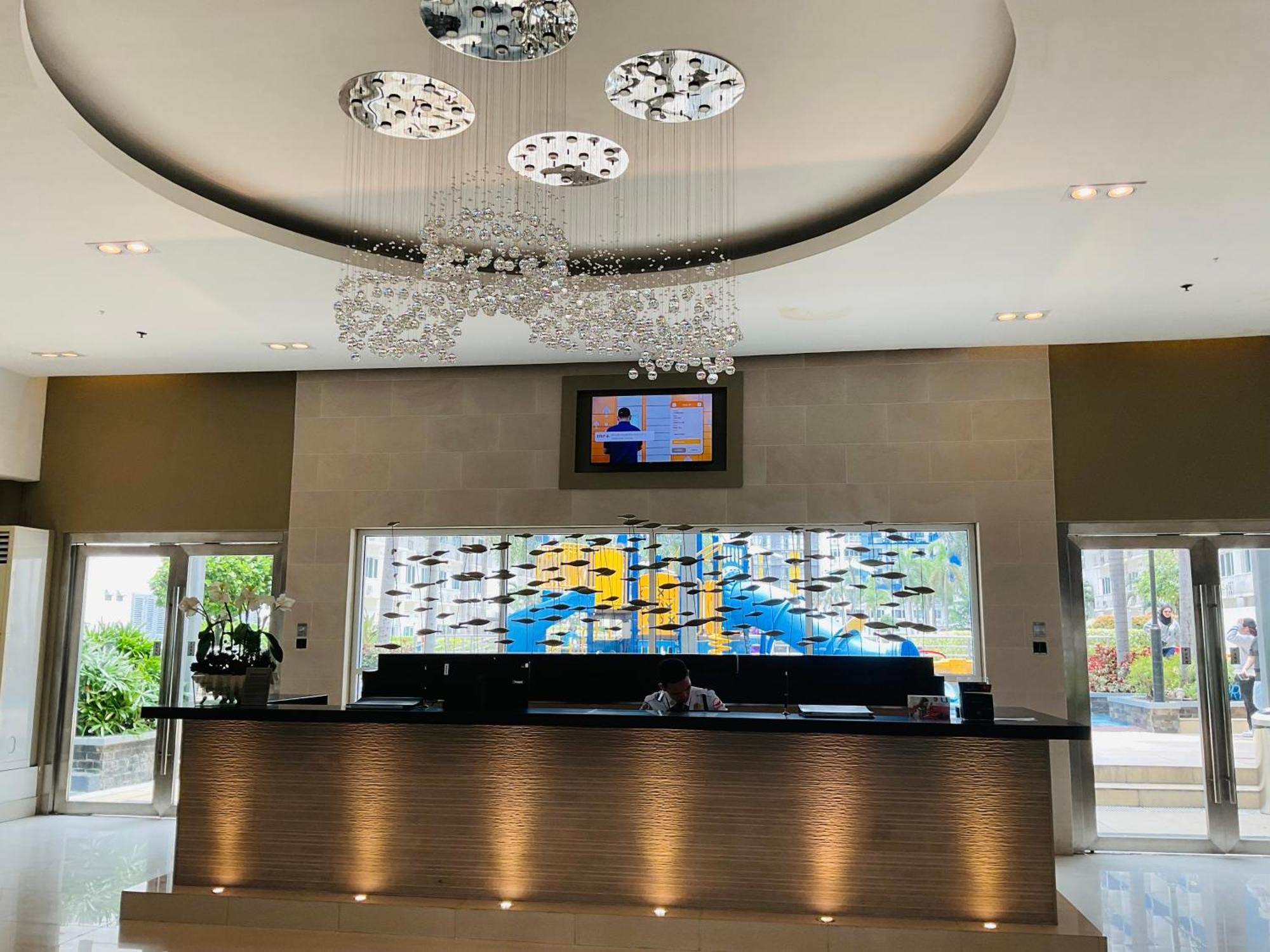 Sea Residences Moa Complex - Ruffa'S Condotel Manila Exterior photo