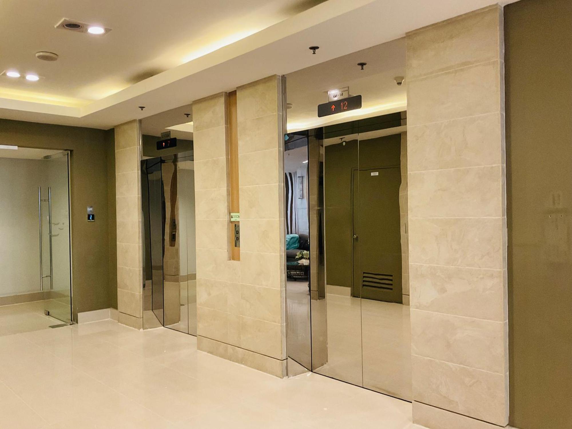Sea Residences Moa Complex - Ruffa'S Condotel Manila Exterior photo